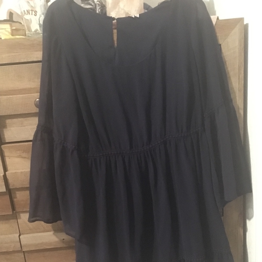 Size 2x navy bell sleeved peasant style dress